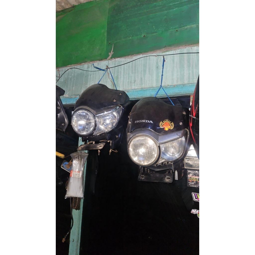 LAMPU TIGER PECE SET ORIGINAL COPOTAN MOTOR LAMPU DEPAN TIGER REVO PICE