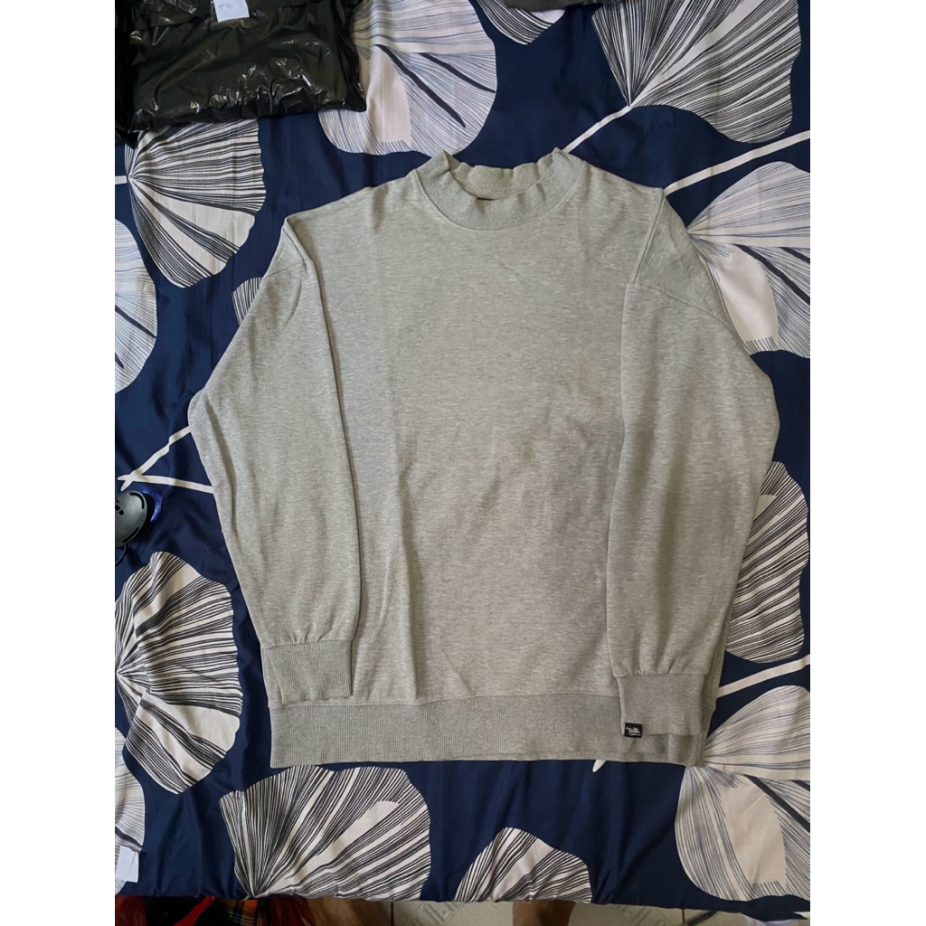sweater fluke second