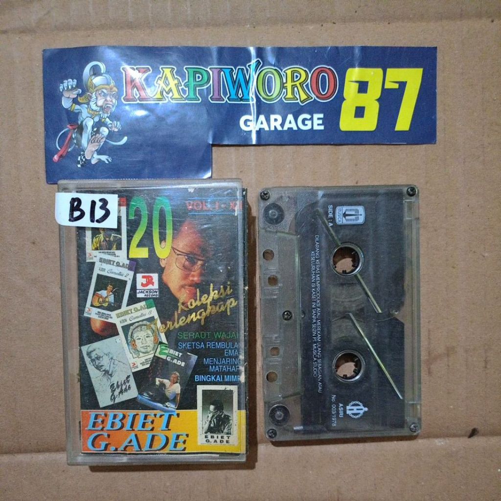 kaset pita Ebiet g.ade