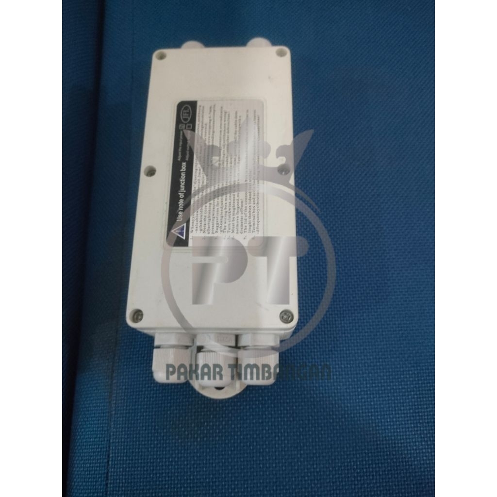 Junction Box 4 Hol Plastik