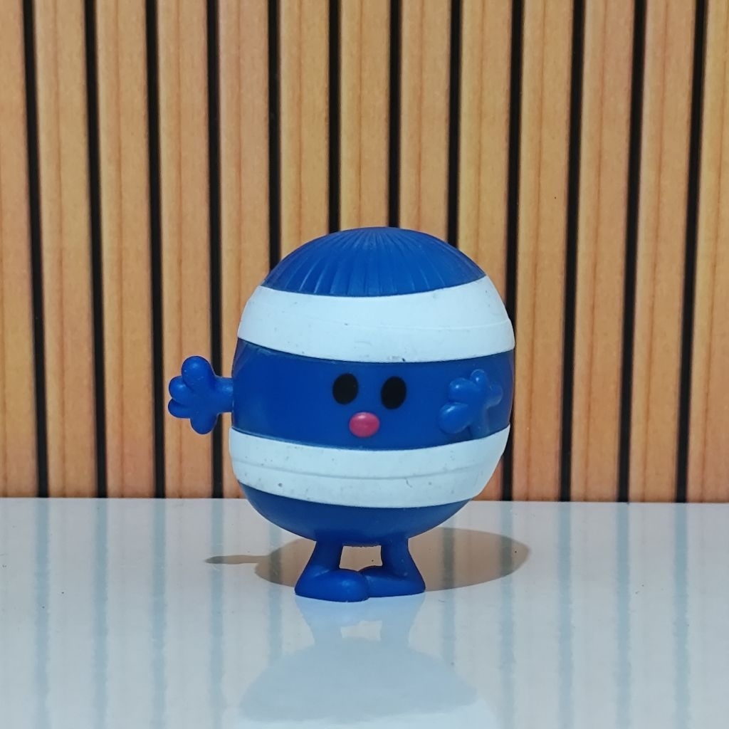 Figure Emote Biru