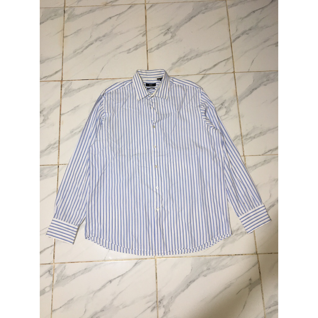 Kemeja Hugo Boss