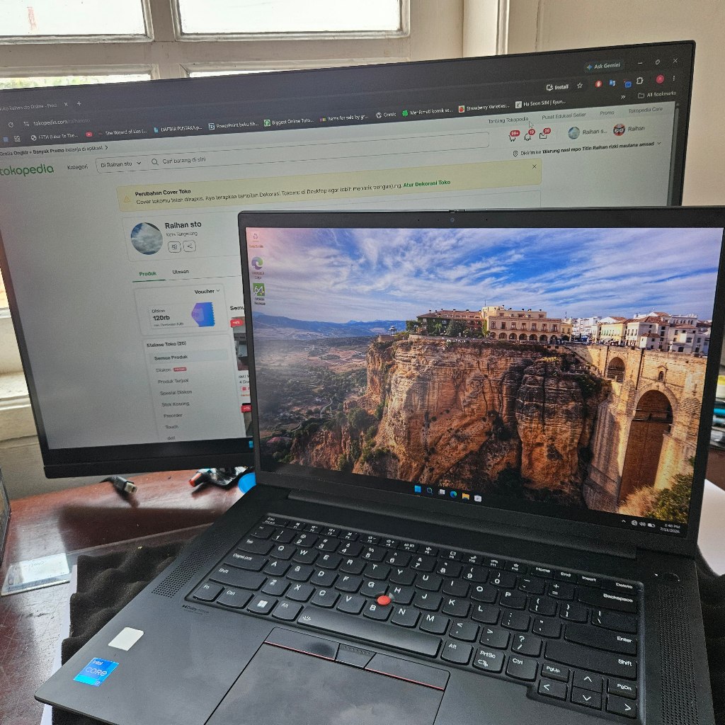 Laptop Lenovo Thinkpad P1 Gen 5 i7-12700H RTX A1000 16GB 1TB WUXGA+