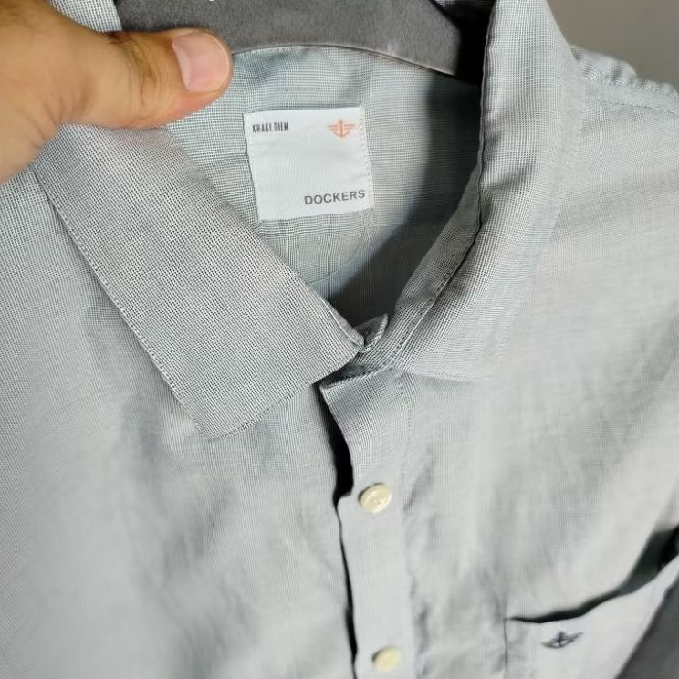 kemeja pria SIZE L dockers branded