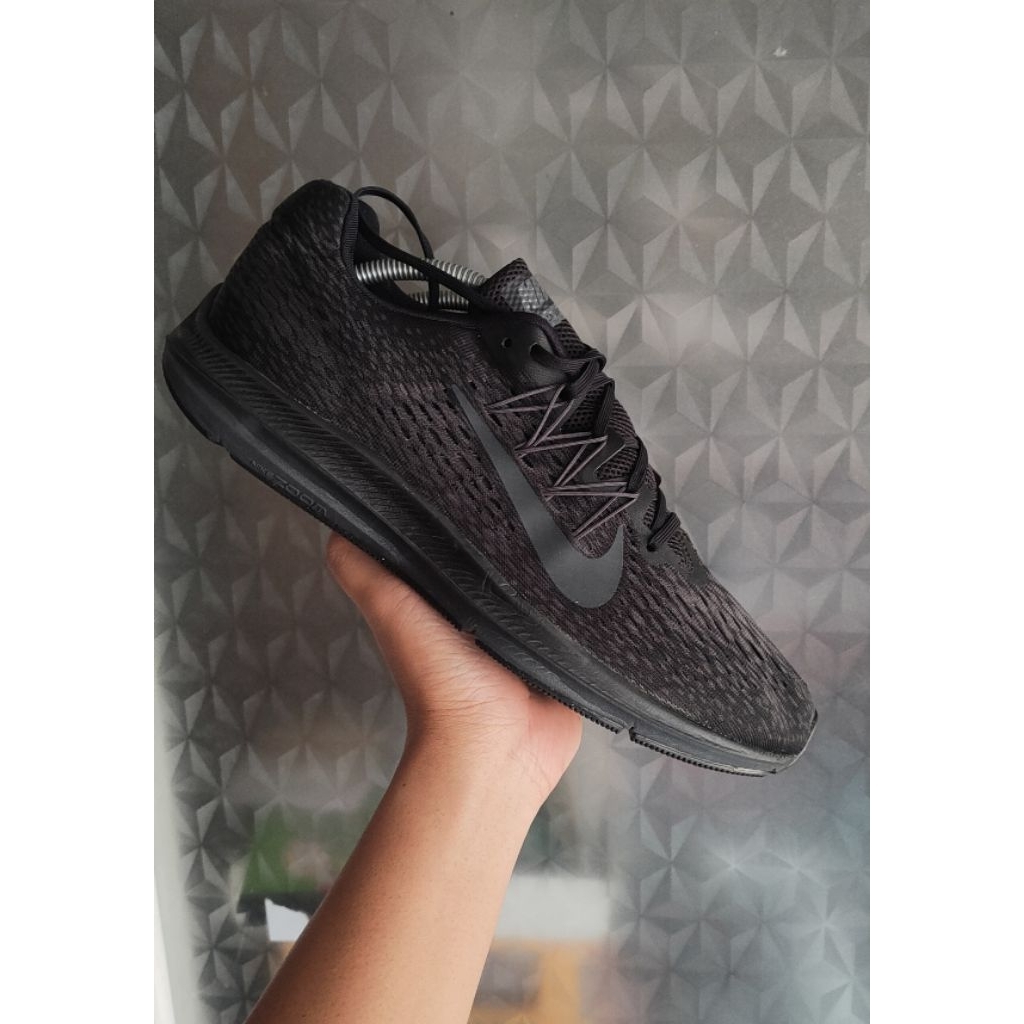 sepatu nik sz 44,5 second bekas preloved