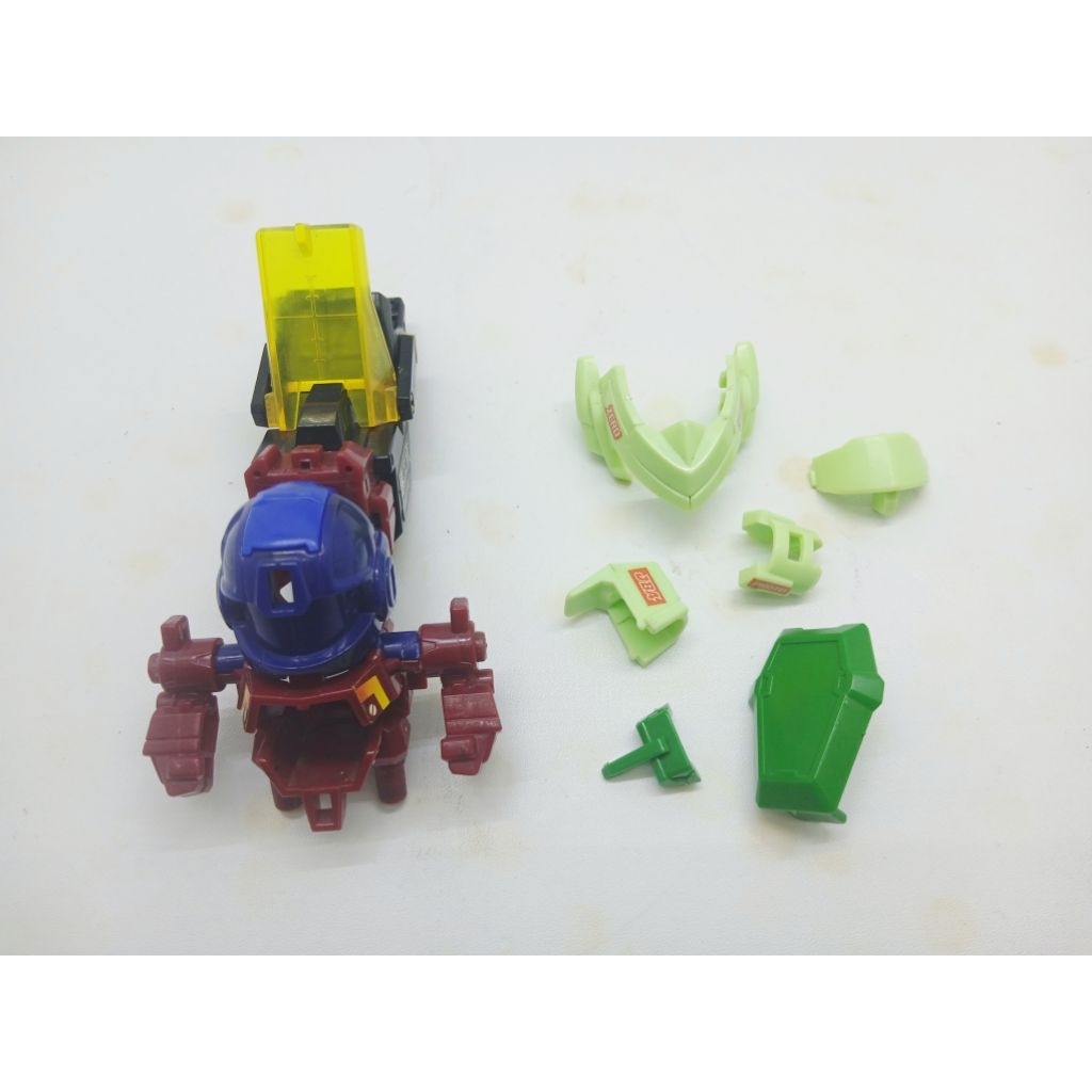 Armor General One Battle B-Daman - Core Zero 2 dan Magazine Rekuso Takara Junk (ada part dilem)