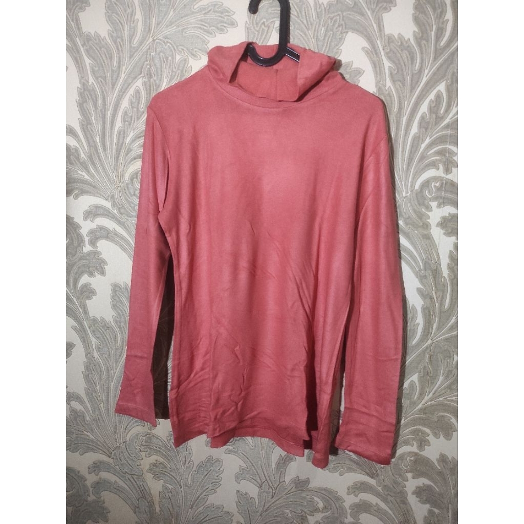 PRELOVED Uniqlo Women Fleece Turtleneck Original Size XL Terracotta Coral