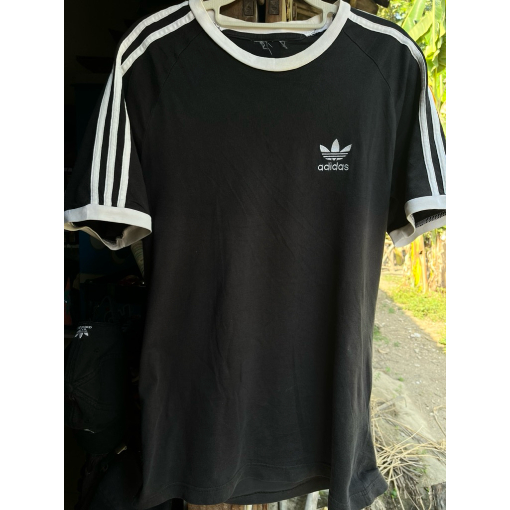 Tshirt Adidas Ringer Tee kaos adidas ringer tee