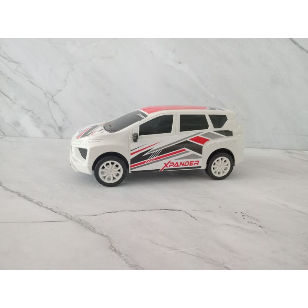 Mainan Anak Mobil Xpander