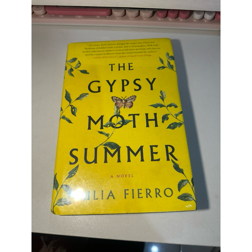 The Gypsy Moth Summer by Julia Fierro Hardcover/ Buku Bekas Bahasa Inggris/ Preloved Novel Inggris/ 