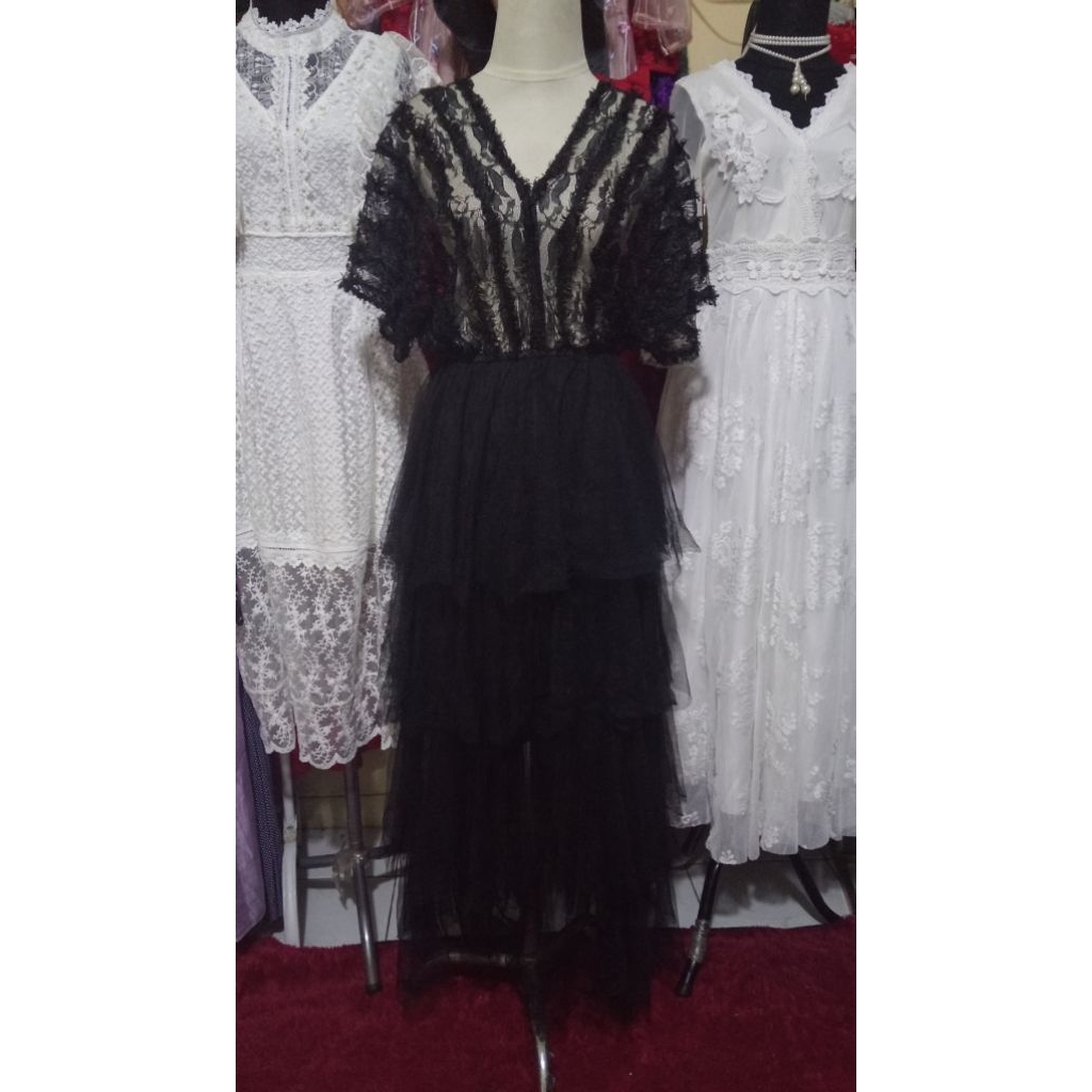 Dress Hitam motif bunga renda rok tile Umpak cantik
