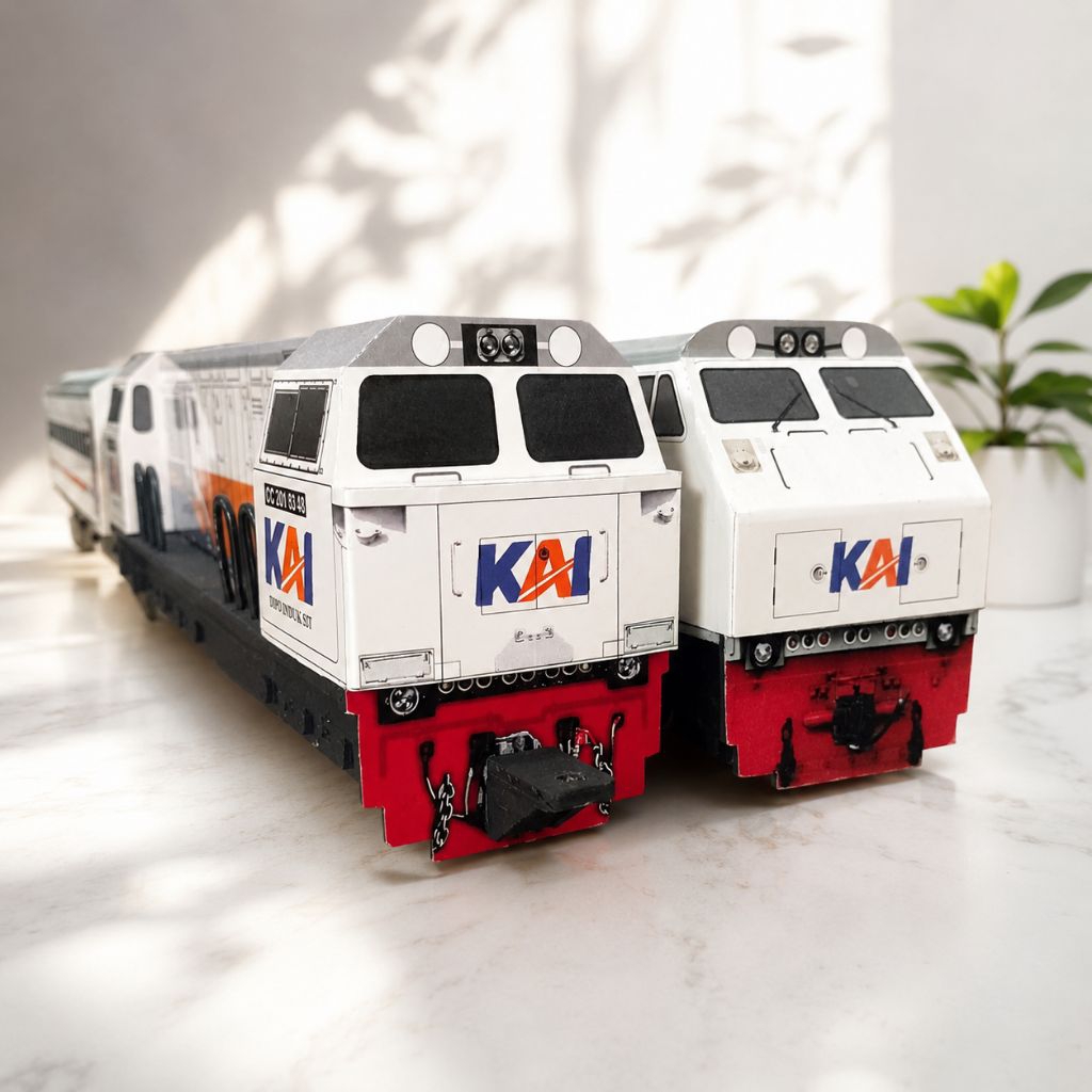 Lokomotif Kereta Api Mainan+Gerbong CC206