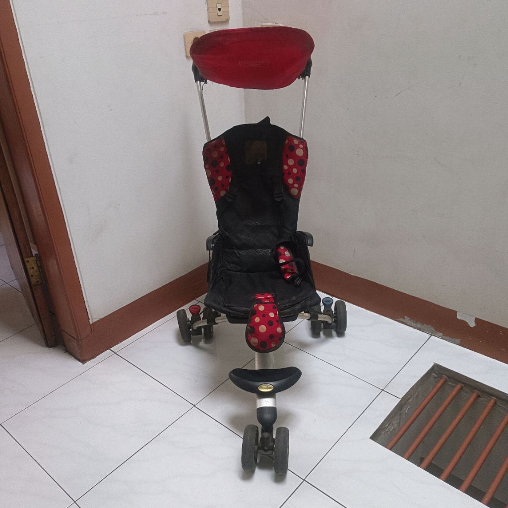 Stroller bayi roda tiga - Cocolatte iSport - LadyBug
