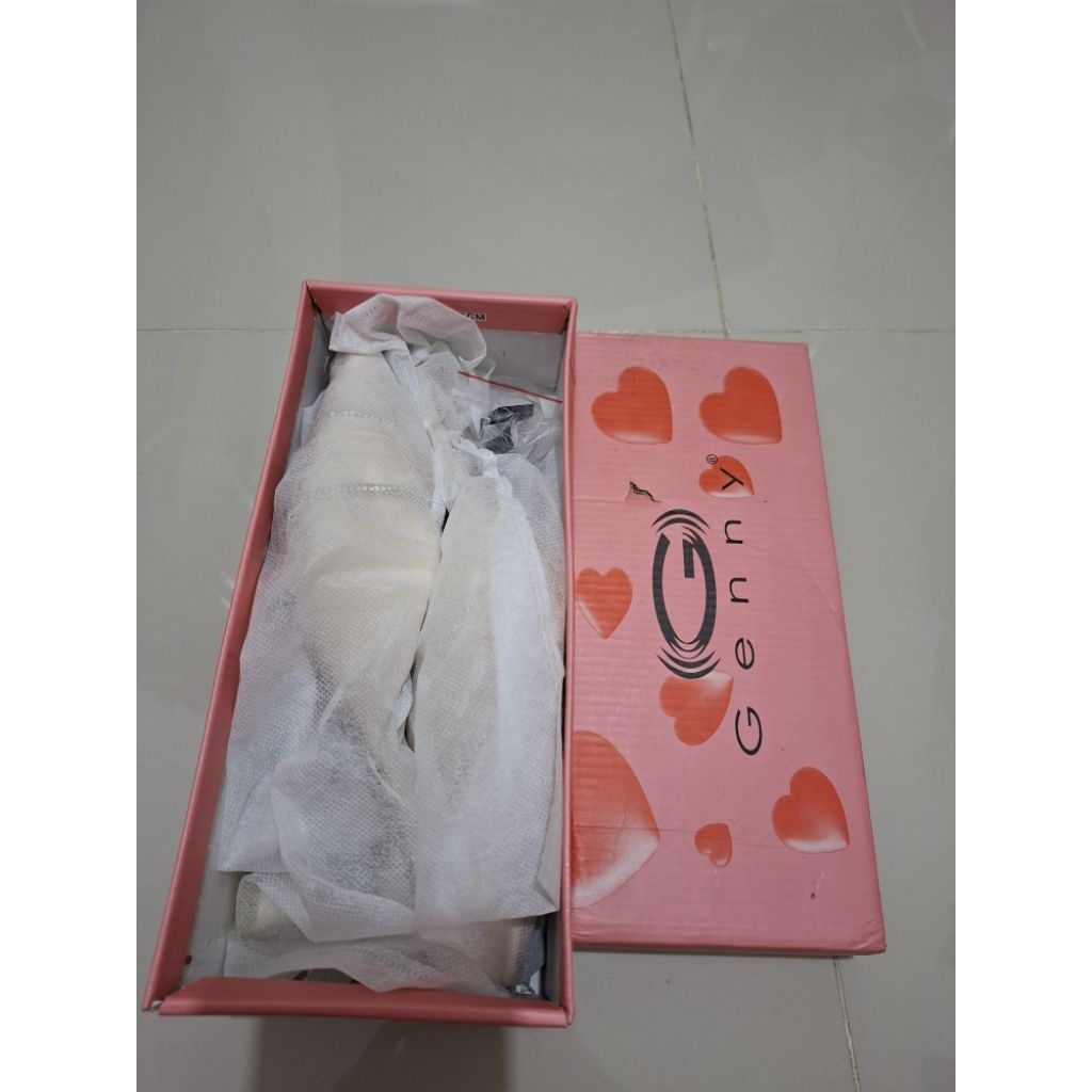 Sepatu Pesta Wanita Genny High Heels