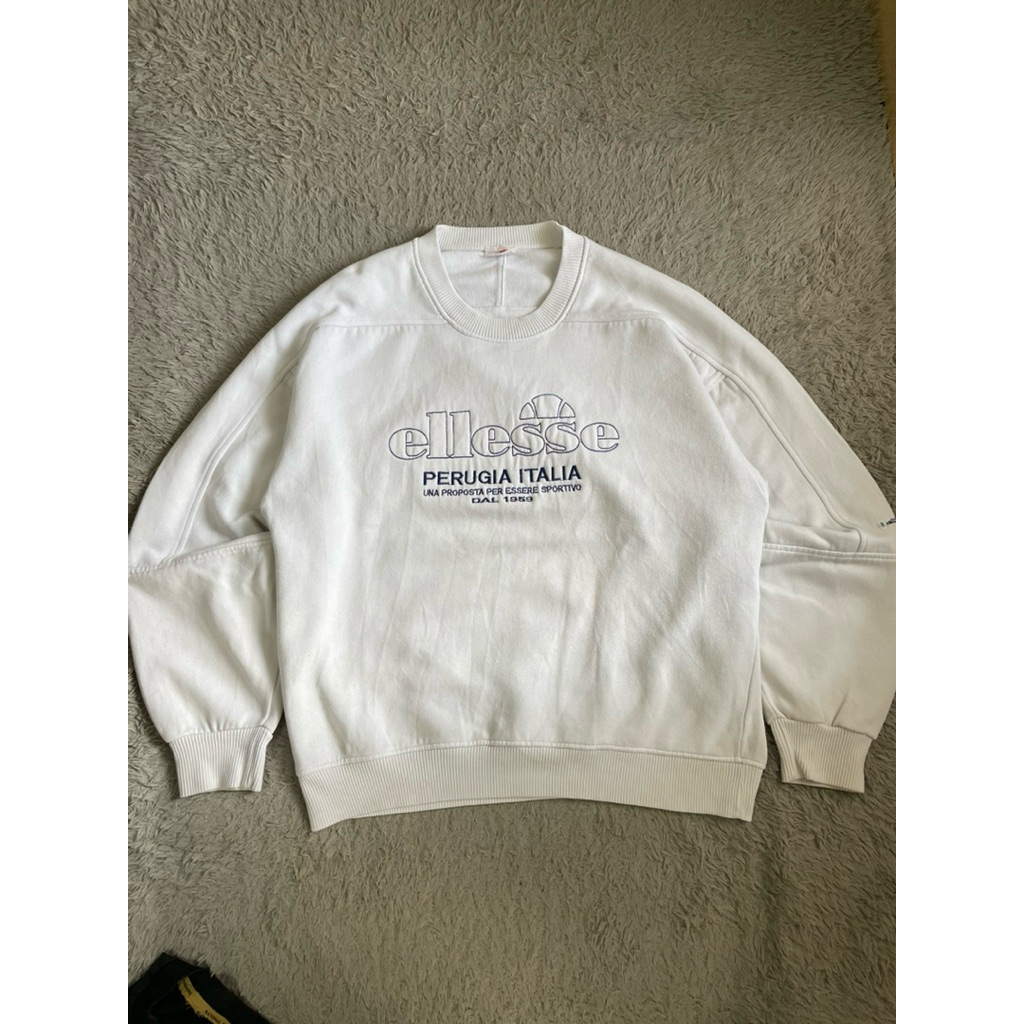 crewneck ellesse putih