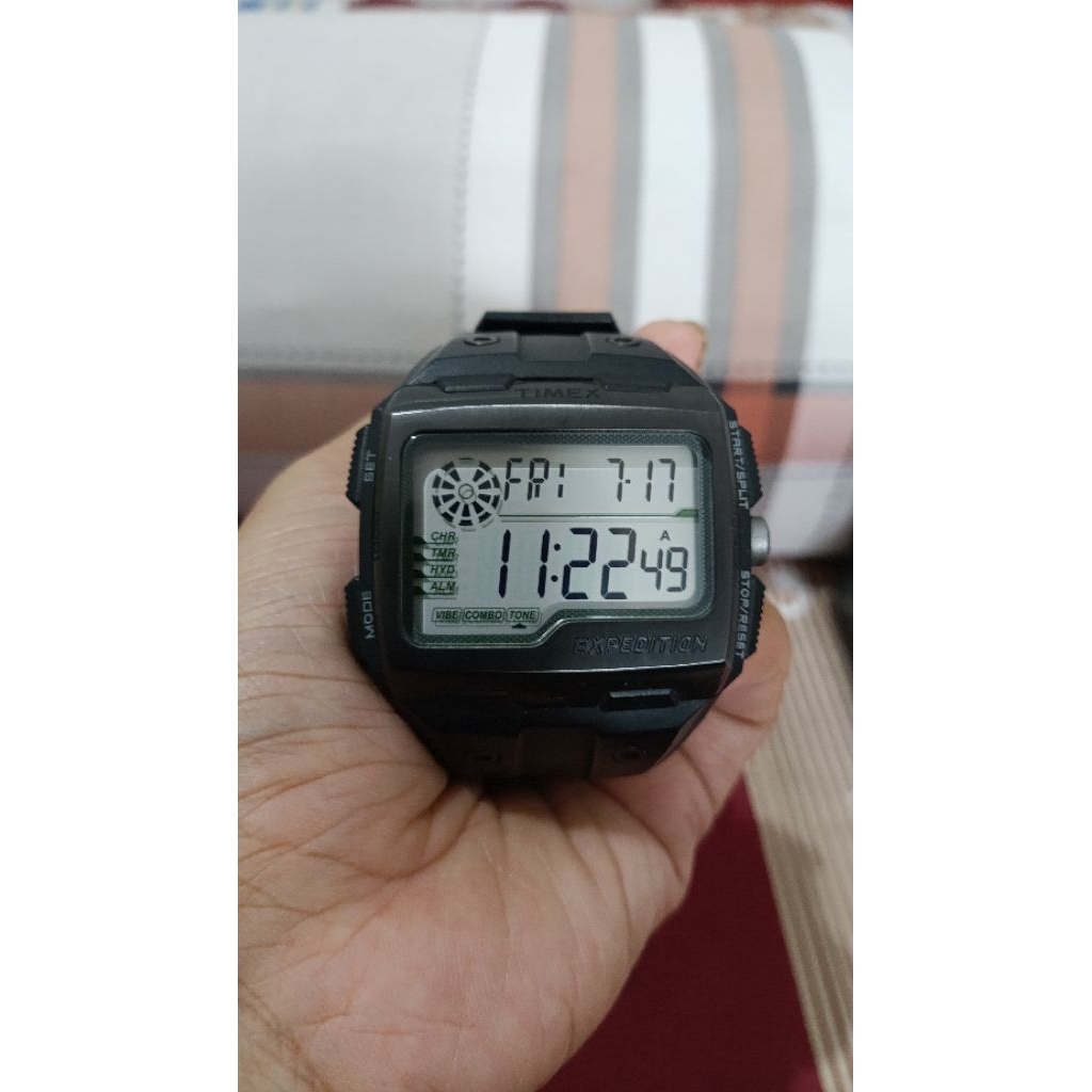 Timex Expedition Grid Shock TW4B02500 second