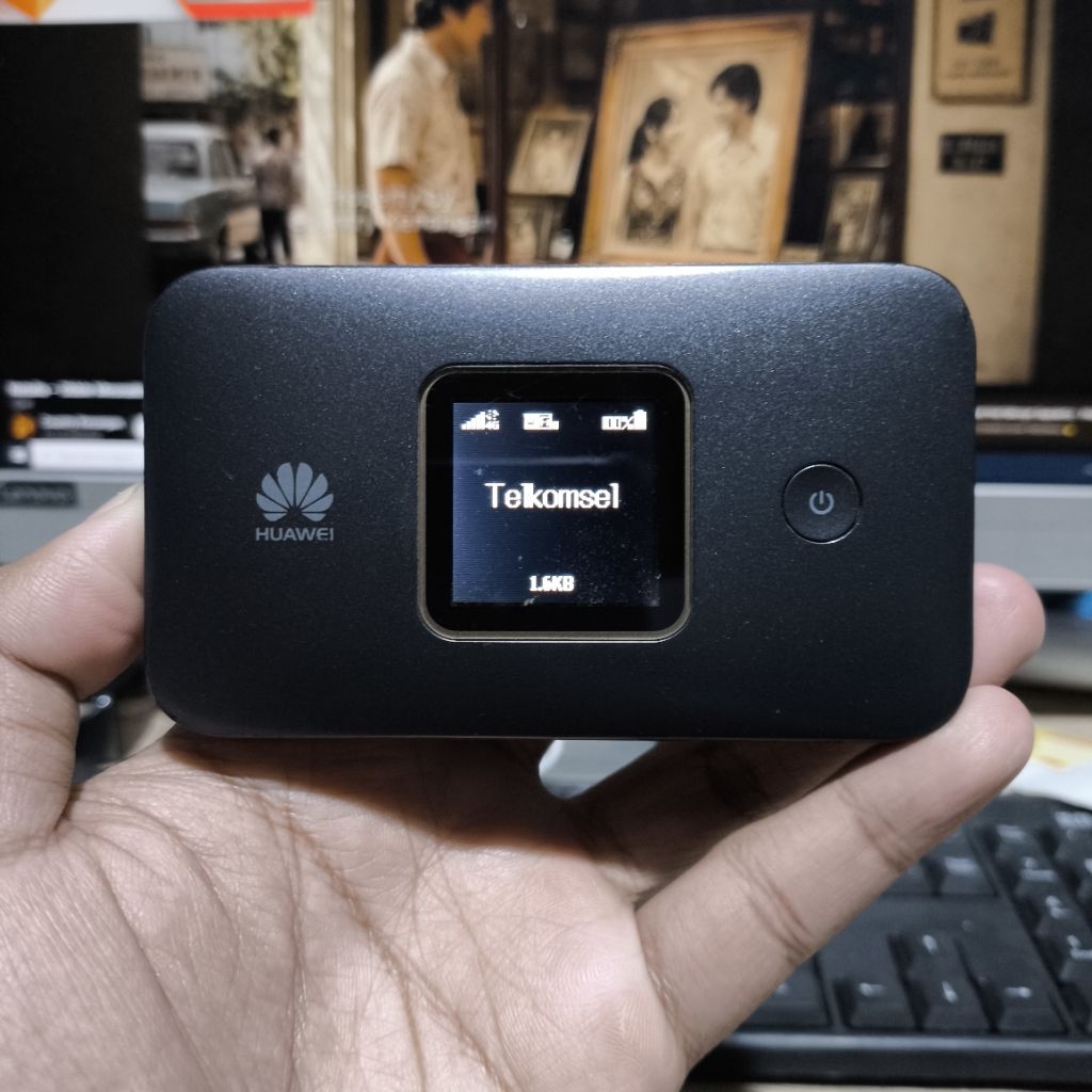Modem Mifi Wifi Huawei E5785Lh-92a LTE CAT 6 4G+ Unlock Bekas Normal