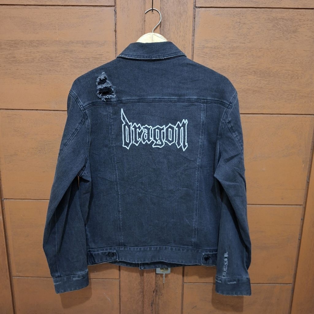 trucker denim jacket ripped 8 second X G Dragon