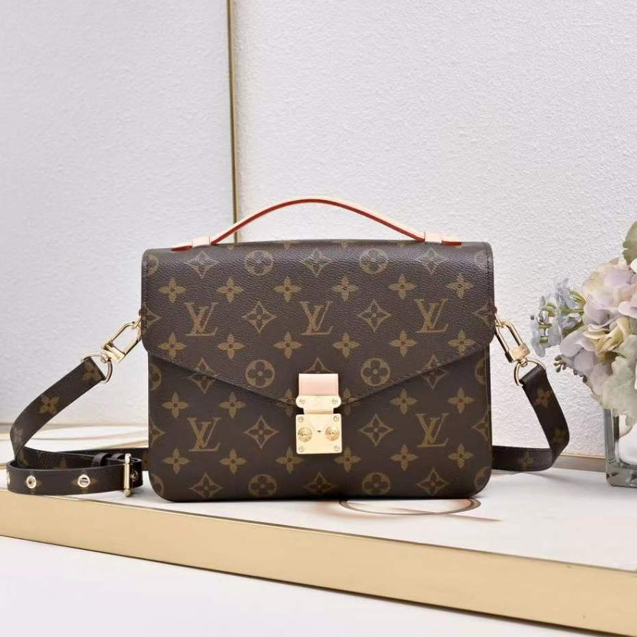 M44875 Old Flower/M44876 Yellow Flower M é tis Postman Bag Market Top of the line New Version Shippe