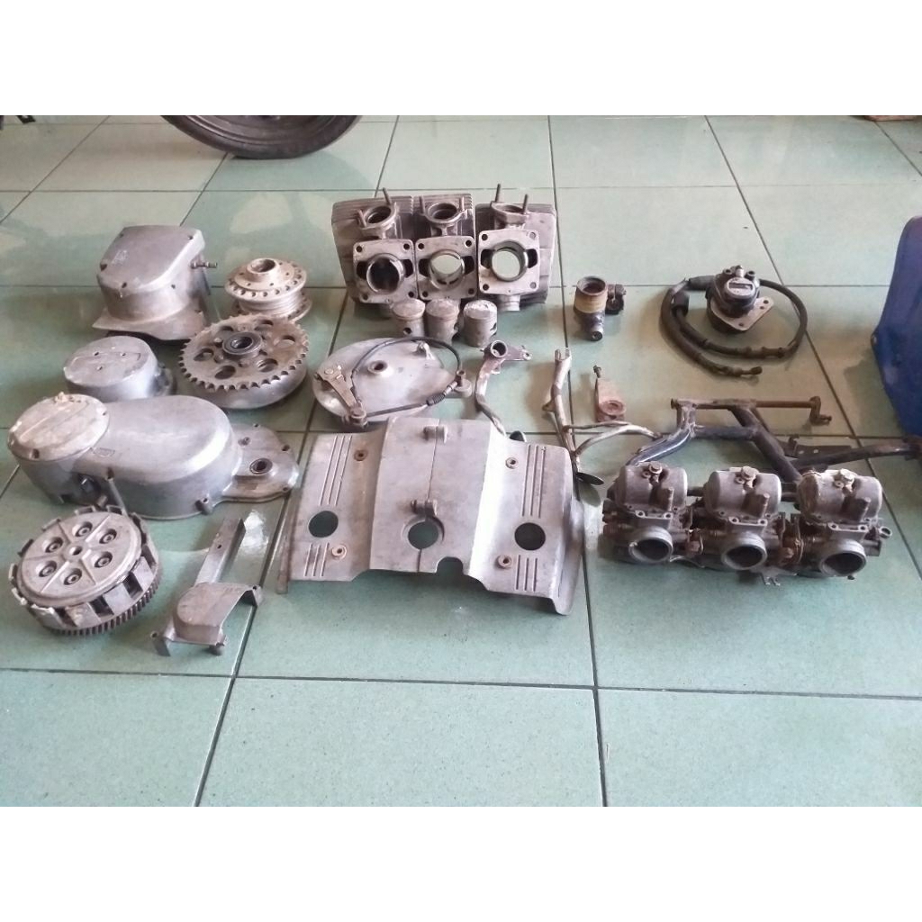 suzuki gt 380 onderdil spareparts suzuki gt 380 original