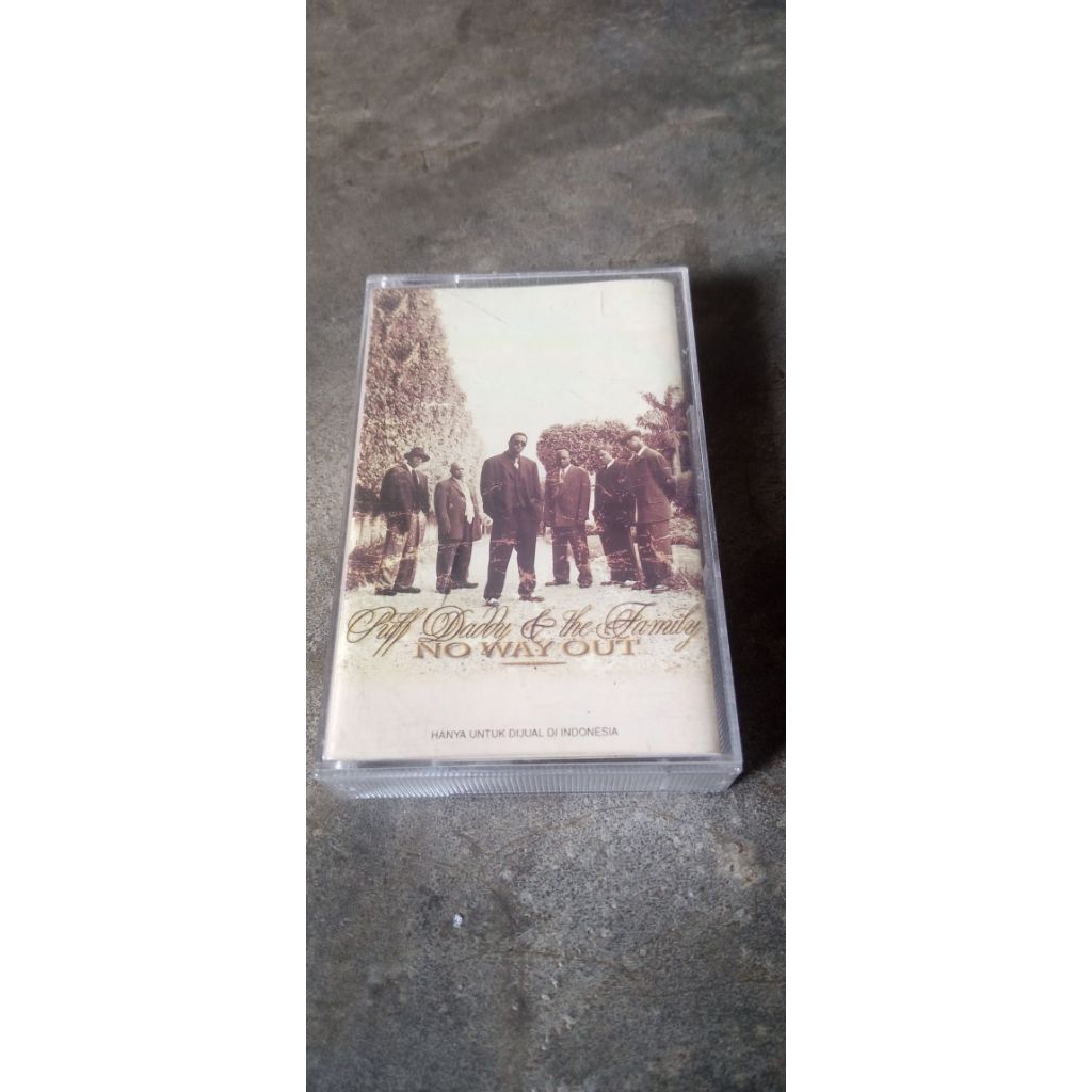 kaset pita Puff Daddy & the family