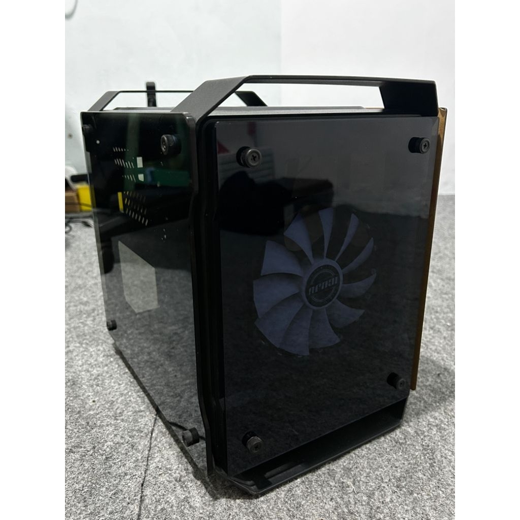 Casing pc mini Iguju