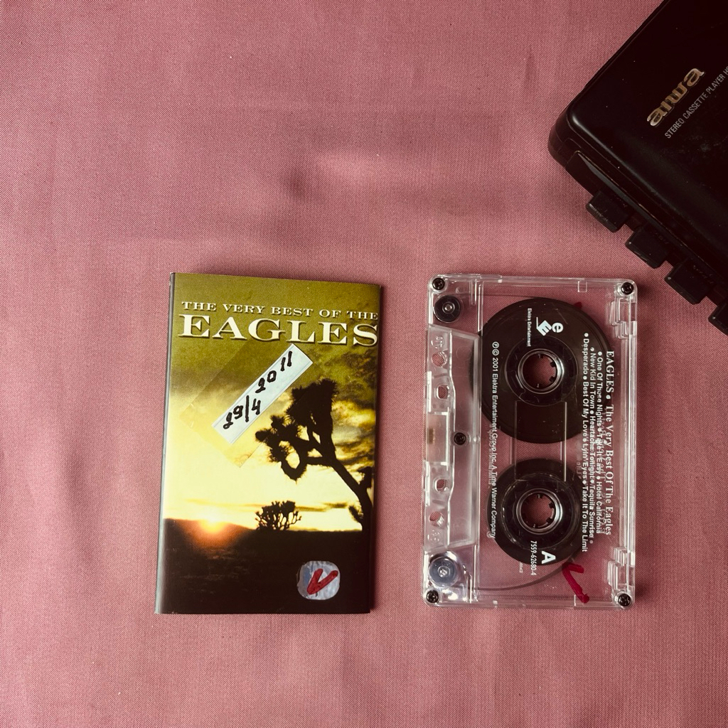 Kaset Pita The Eagles The Very Best of The Eagles Original Classic Rock Country Rock