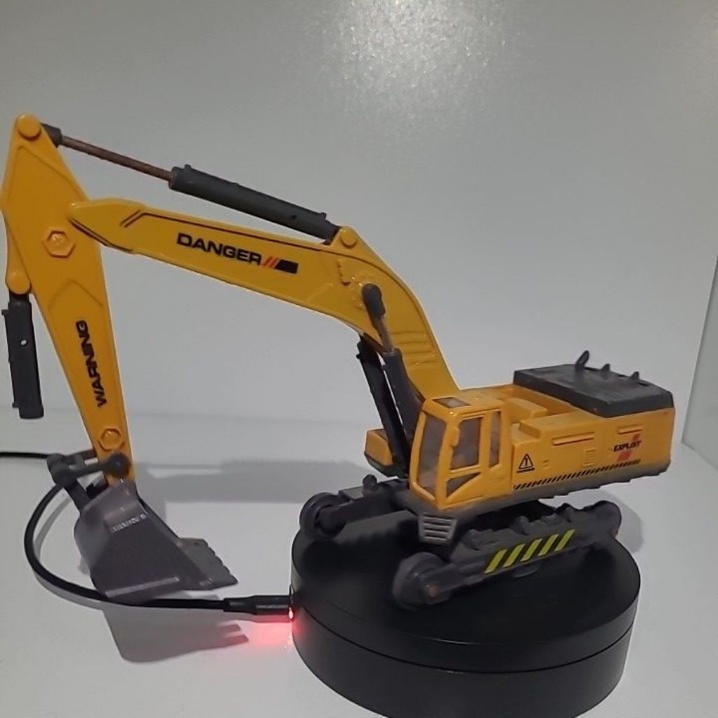 Mainan Anak Excavator Keruk Metal Alloy Diecast Miniatur Besi