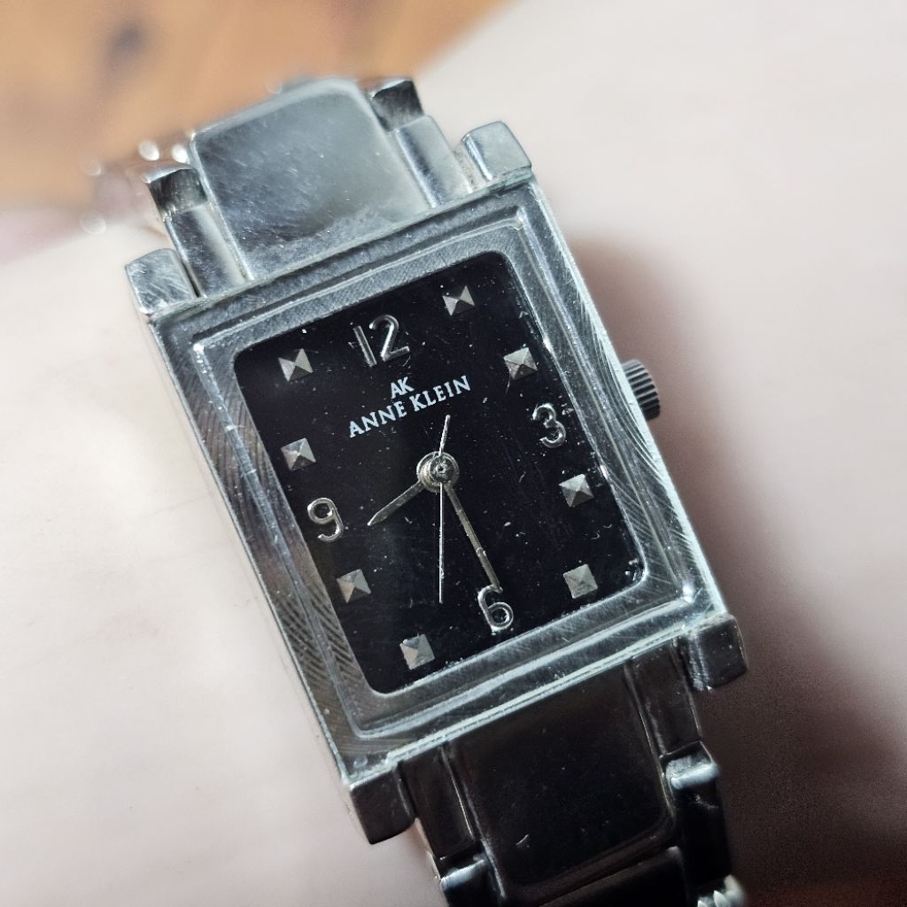 Jam Anne Klein 10/3759 Y121E Silver Kotak Rantai Ladies Bekas