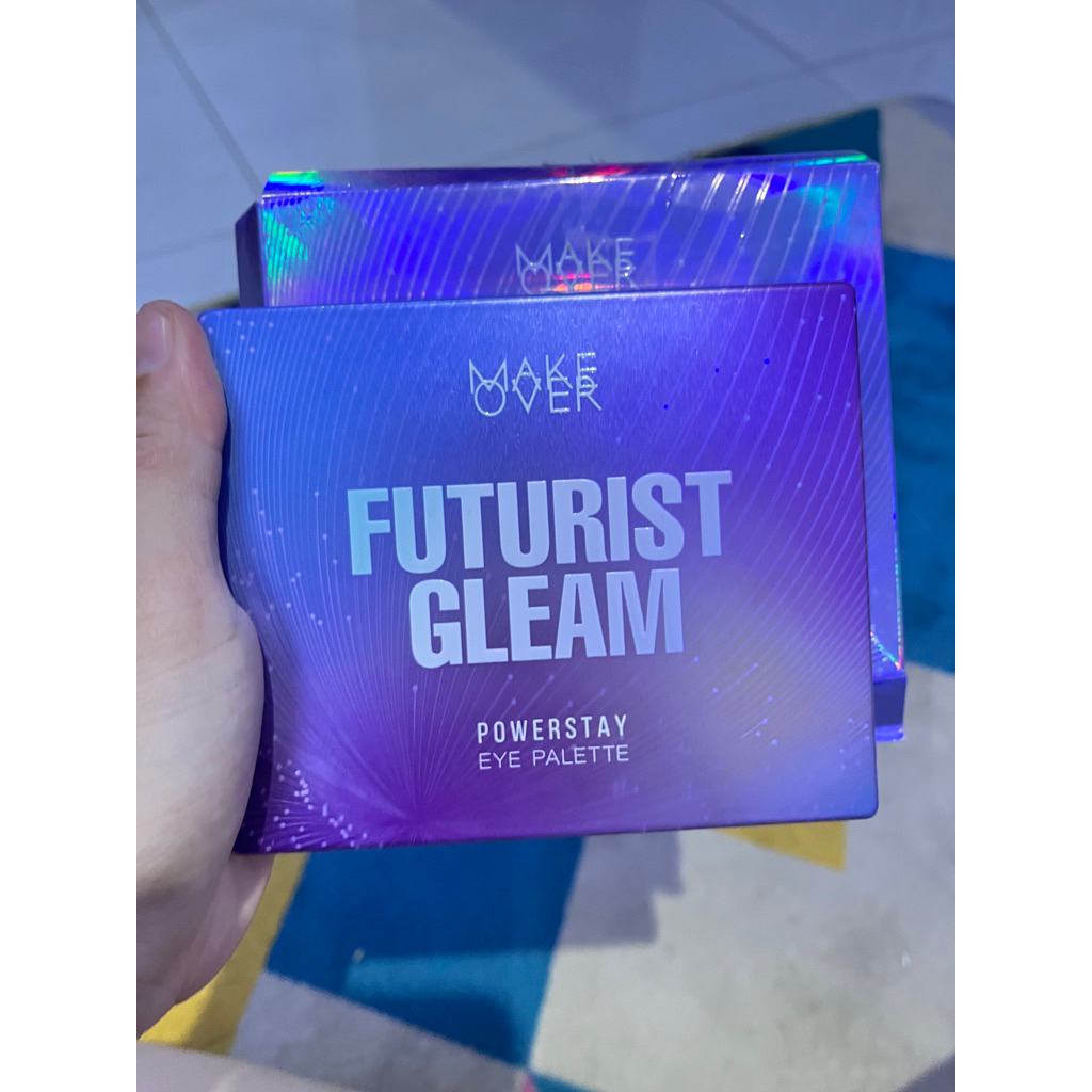MAKEOVER EYESHADOW EYE PALETTE FUTURIST GLEAM POWER STAY