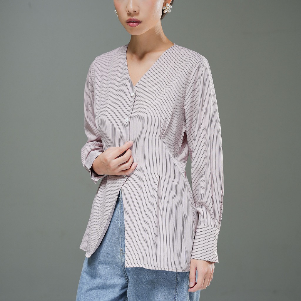 This Is April Finnegan Top Kemeja Wanita Lengan Panjang Stripped Slim Look Light Pink dan Light Gree