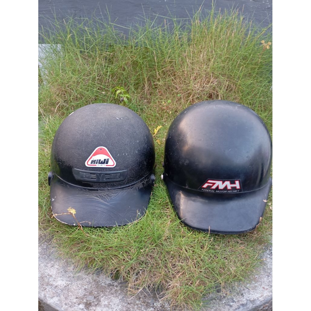 helm FHM & Kiwi jadul BAHAN
