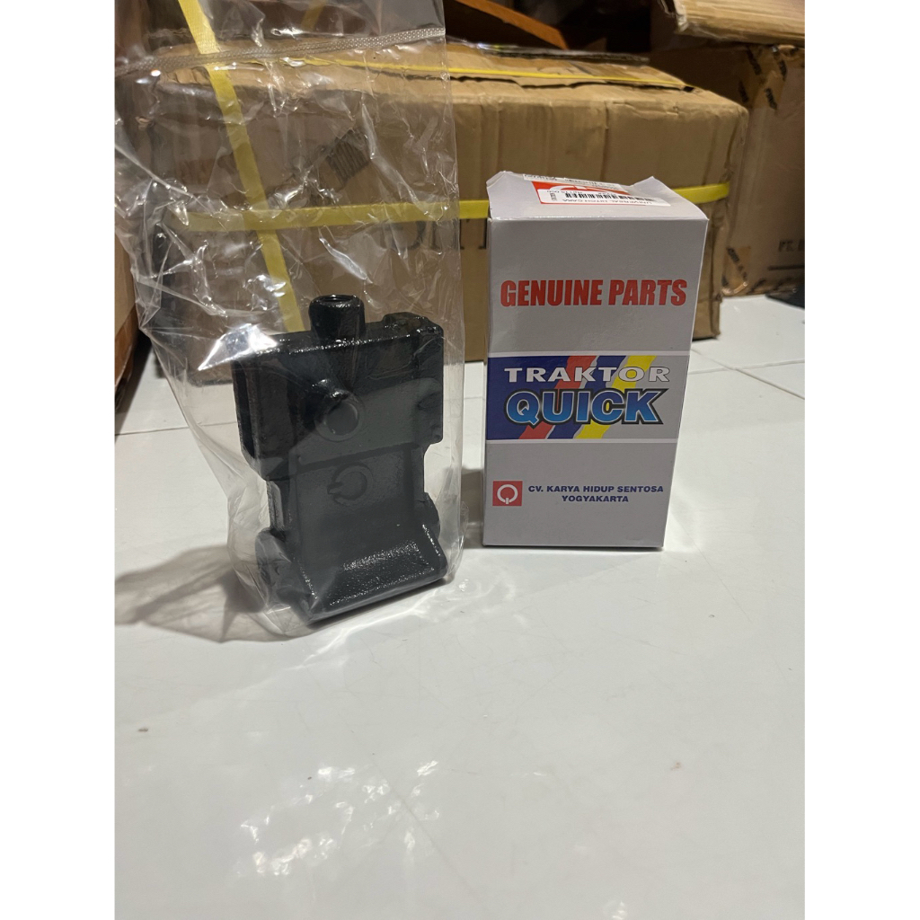 Universal Hitch Cakar Baja Quick Original Asli / Universal Hitch Traktor Quick Cakar Baja Original
