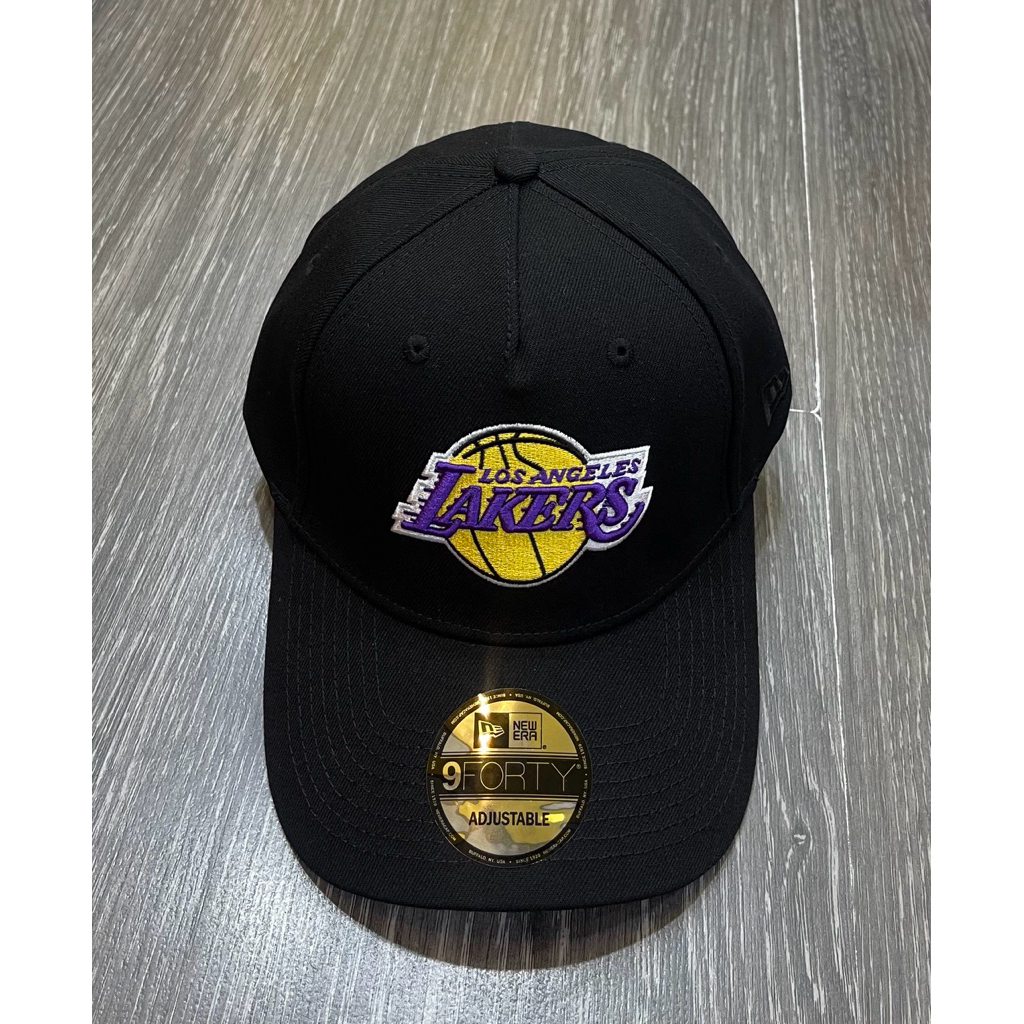 Topi New era lakers
