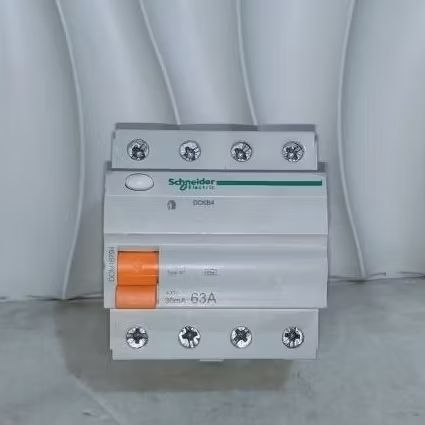 ELCB Schneider63