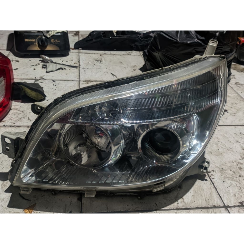 headlamp lampu depan rush terios 2008 2012 original