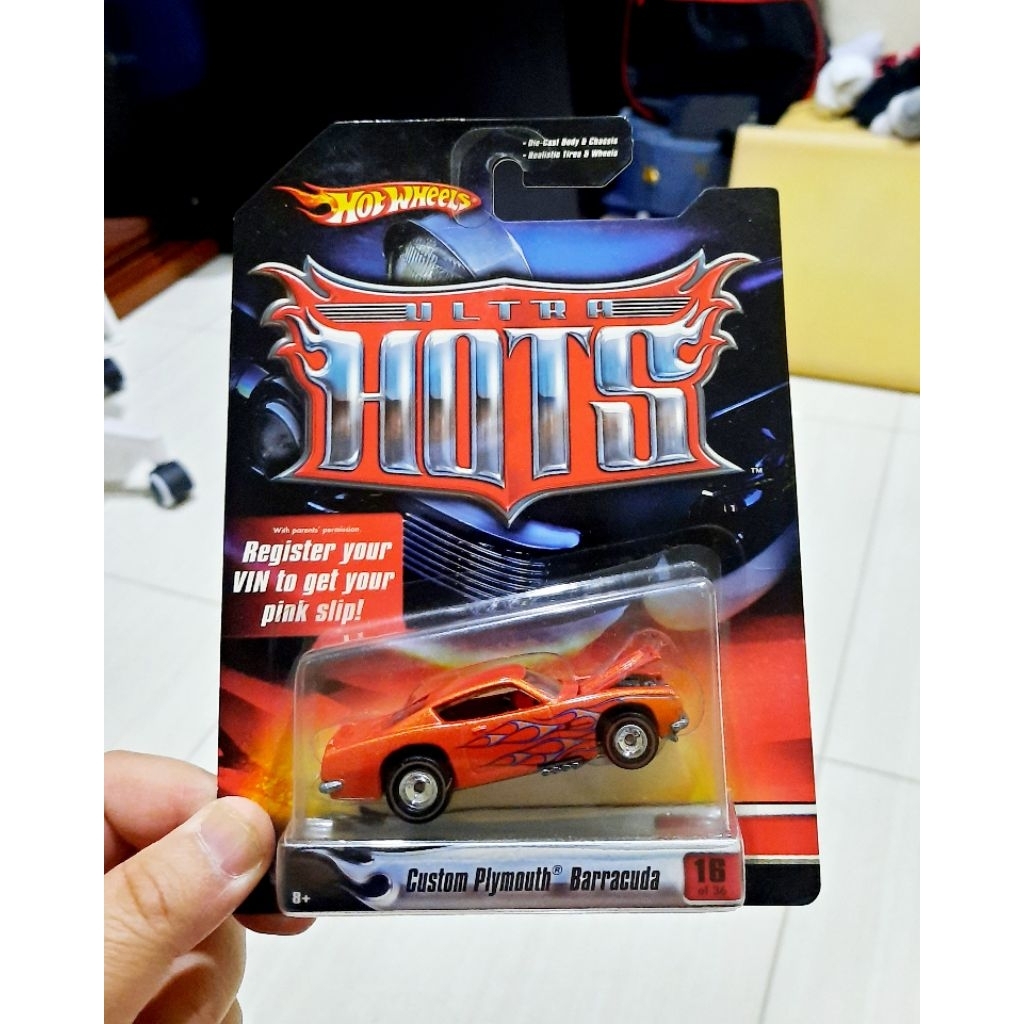 HOT WHEELS ULTRA HOTS CUSTOM PLYMOUTH BARRACUDA