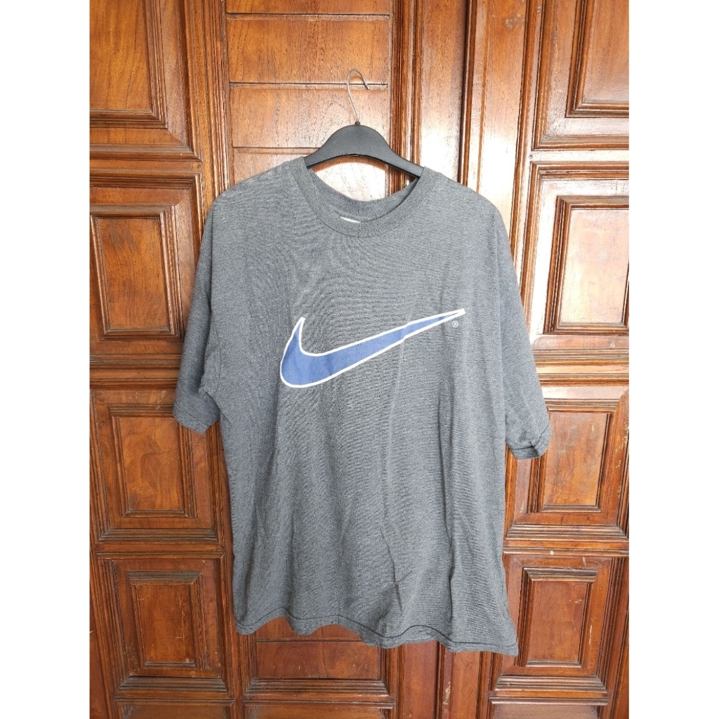 Tshirt Nike 90s