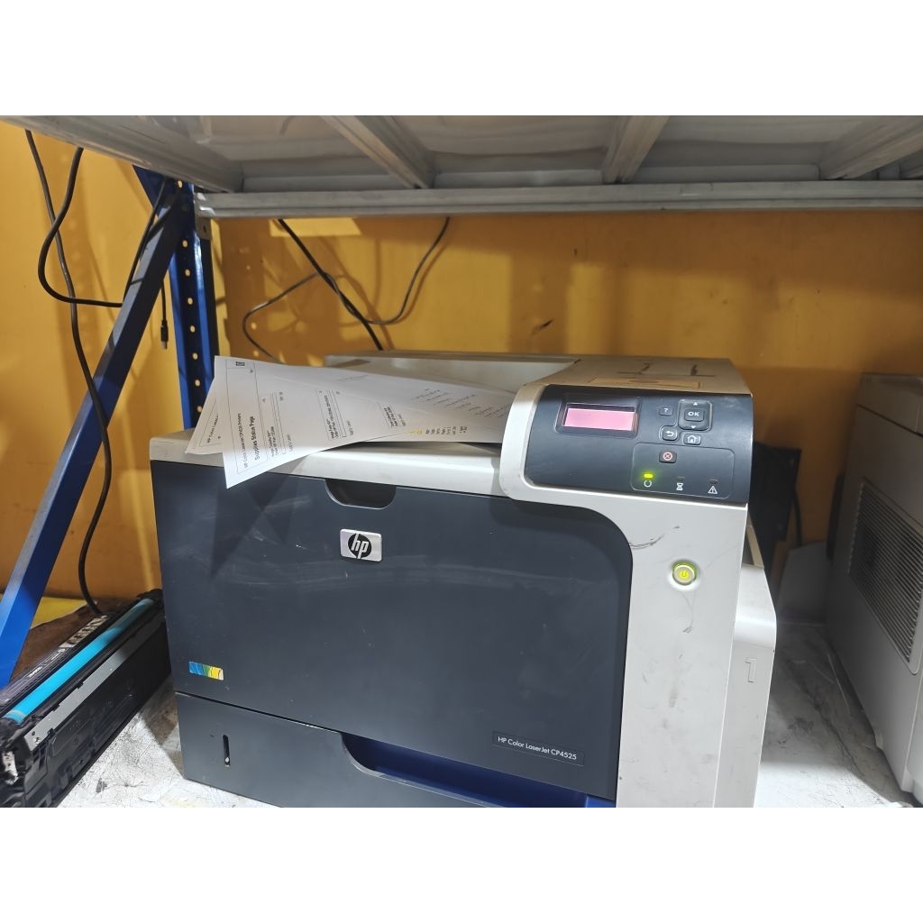 hp LaserJet cp4525