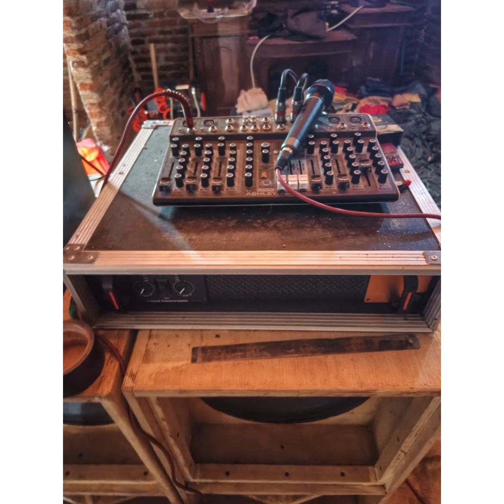 power mixer Ashley