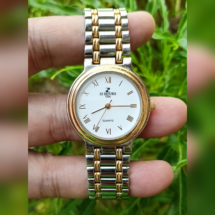 25 HOURS USA 2105 Silver Gold Watch Original Second | Jam Tangan Wanita Preloved