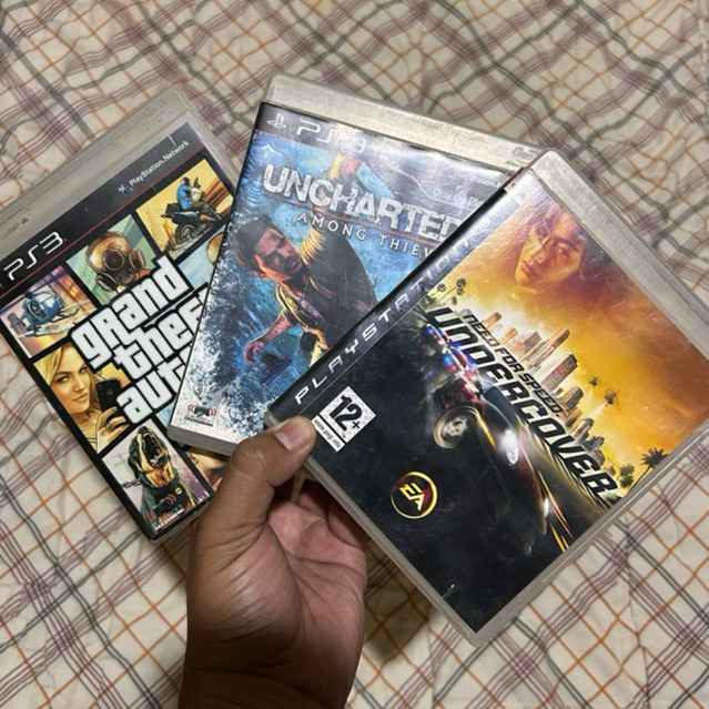 BD kaset PS3 GTA v, uncharted 2, need forspeed undercover untuk PS3