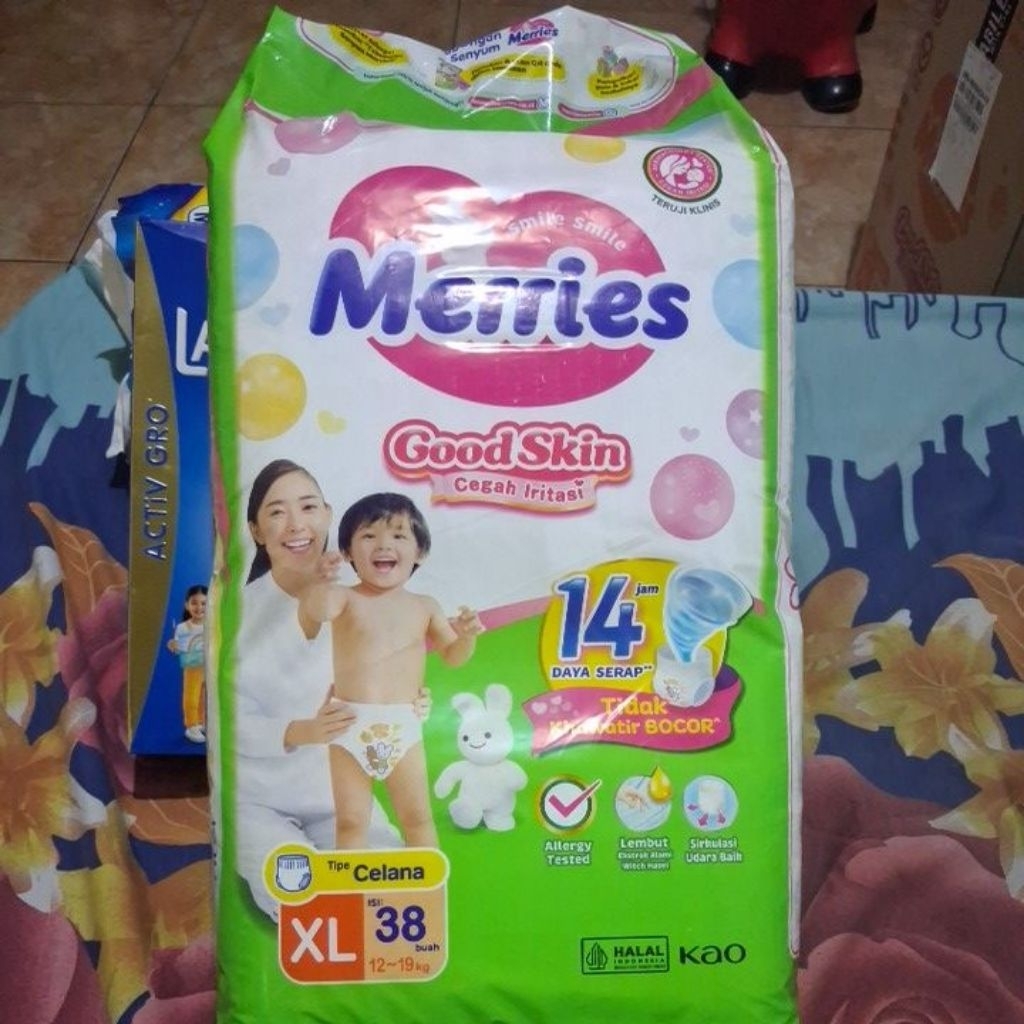 Popok Celana Merries XL 38