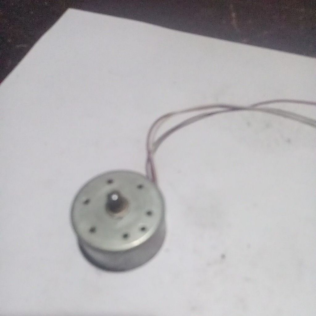 Dinamo Motor DC 5V-9V Generator mini / Dinamo DC