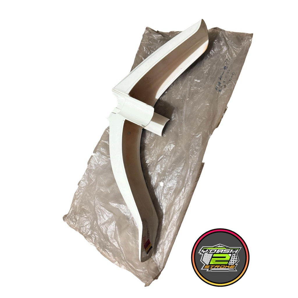 Spakbor slebor depan F1 Force 1 F1z Fiz Crypton 1994 putih albino original baru YGP nos / 3XA-F1511-
