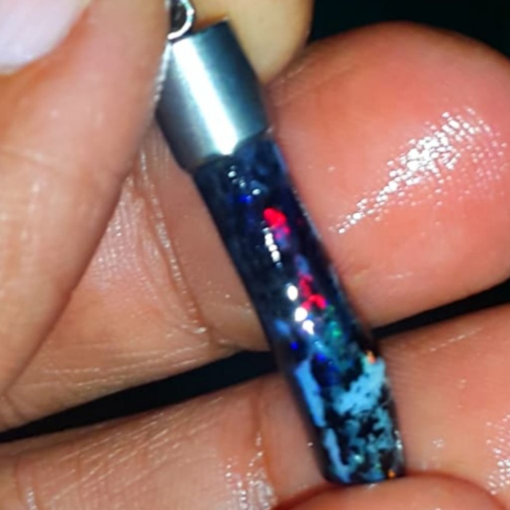 liontin black opal sempur Banten