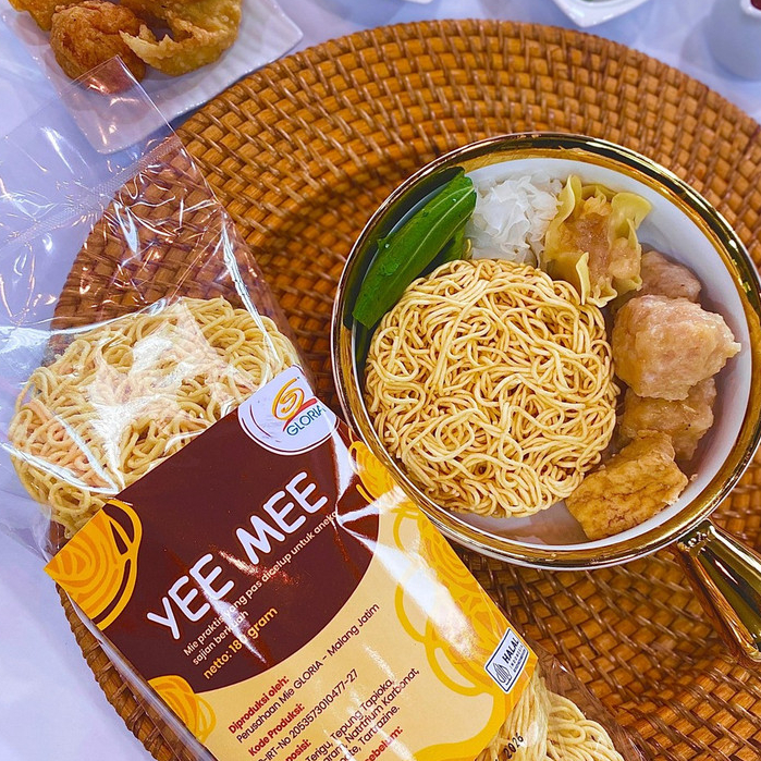 Yee Mee Gloria Malang | Mie Kering Seduh Air Panas Serbaguna HALAL