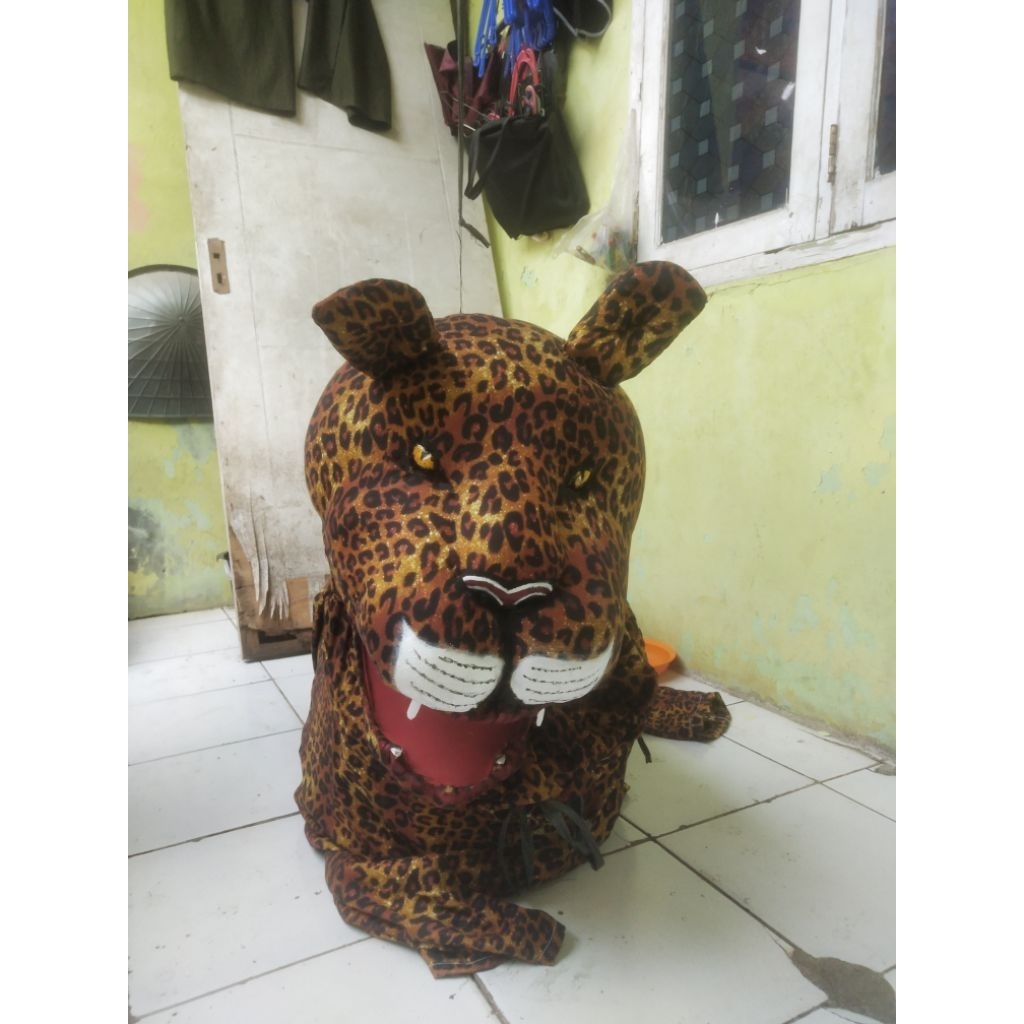 Burok Mainan Macan