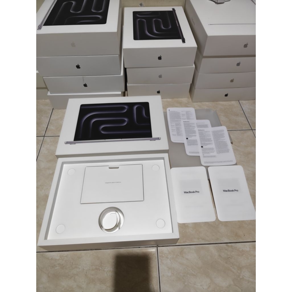 Box MacBook PRO 14 inci M5 PRO iBox Original Copotan