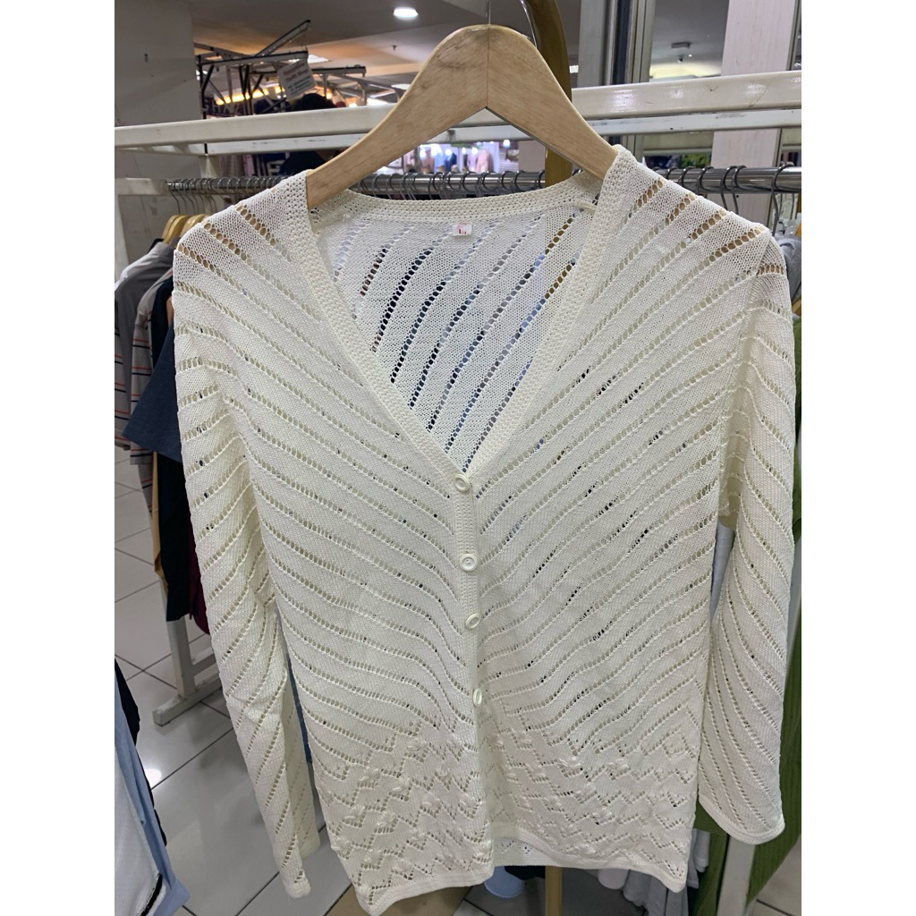 cardigan tipis